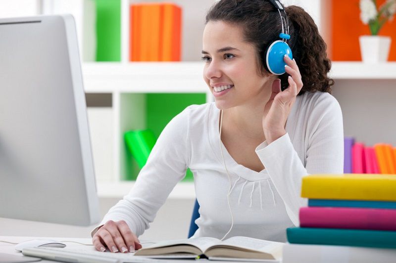Tại sao tính liên tục là "chìa khóa vàng" trong học ngôn ngữ?